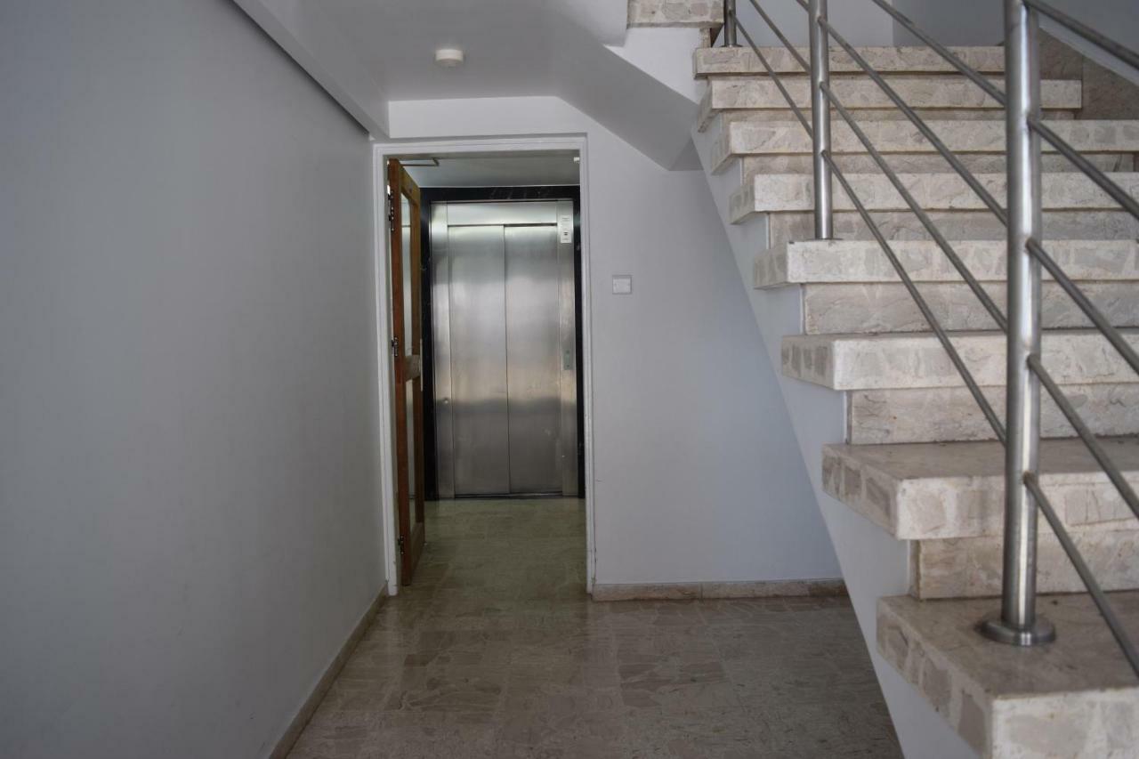 Mediterranean Breeze Apartment Limassol Exterior photo
